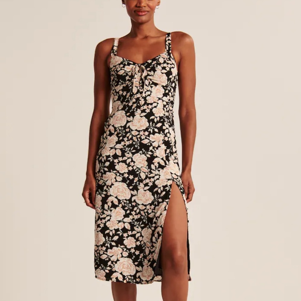 Abercrombie Black Floral Cinch-Front Midi Dress
